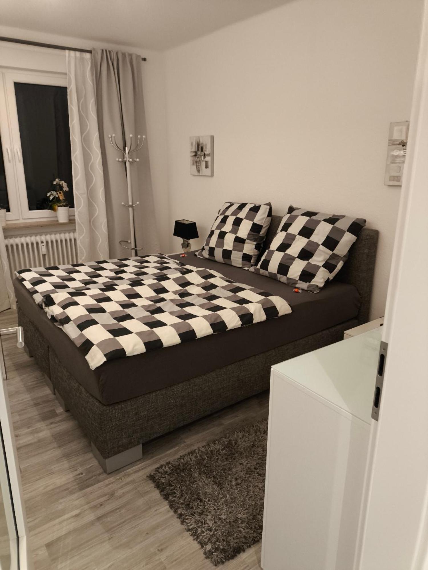 Premium Ferienwohnung "Christine ", Zentrale Ruhige Stadtlage 100 Qm Ebenerdige Dusche Terasse Kaminofen Цвайбрюккен Экстерьер фото